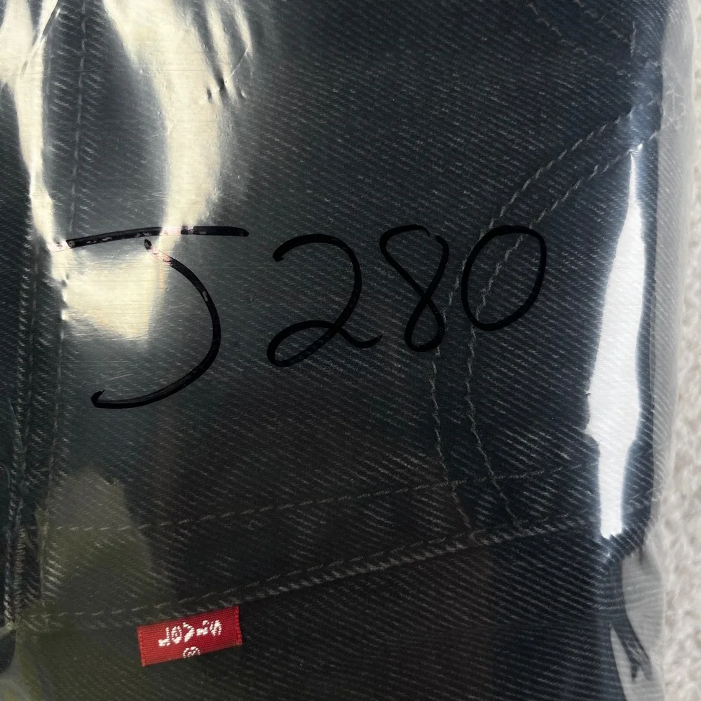 Levis levis 550